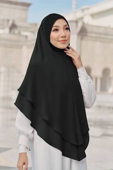 Khimar collection display
